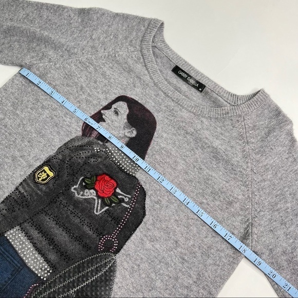 GABBY ISABELLA Lady Patchwork Jewelled Appliqué Grey Graphic Crewneck Sweater - Picture 16 of 17